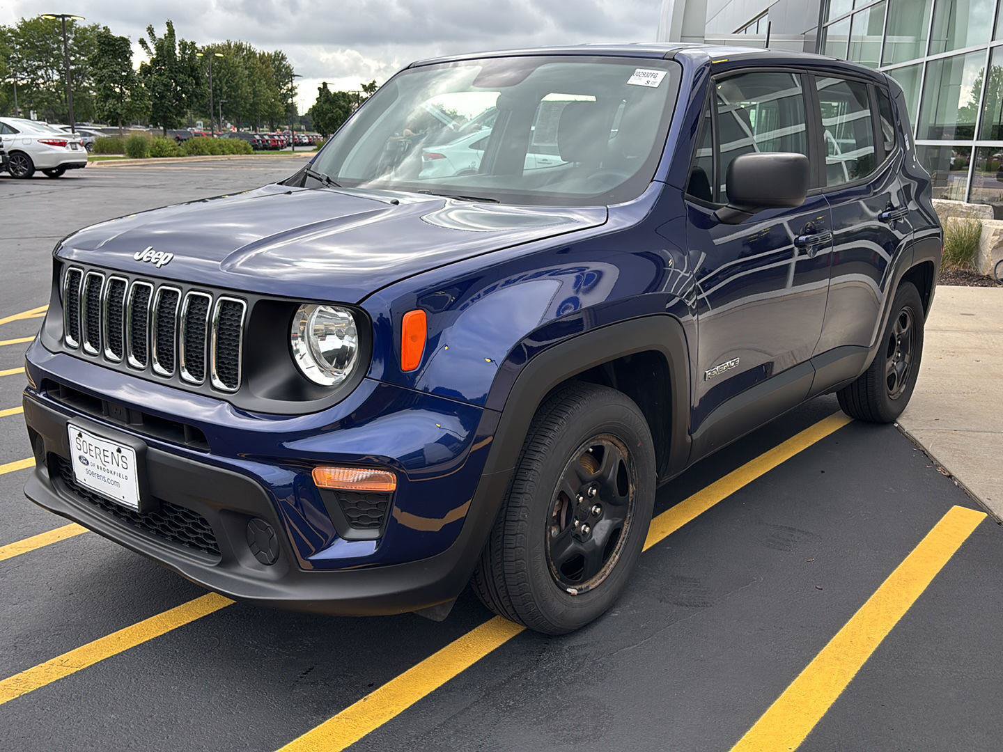 Used 2019 Jeep Renegade Sport FWD image 9