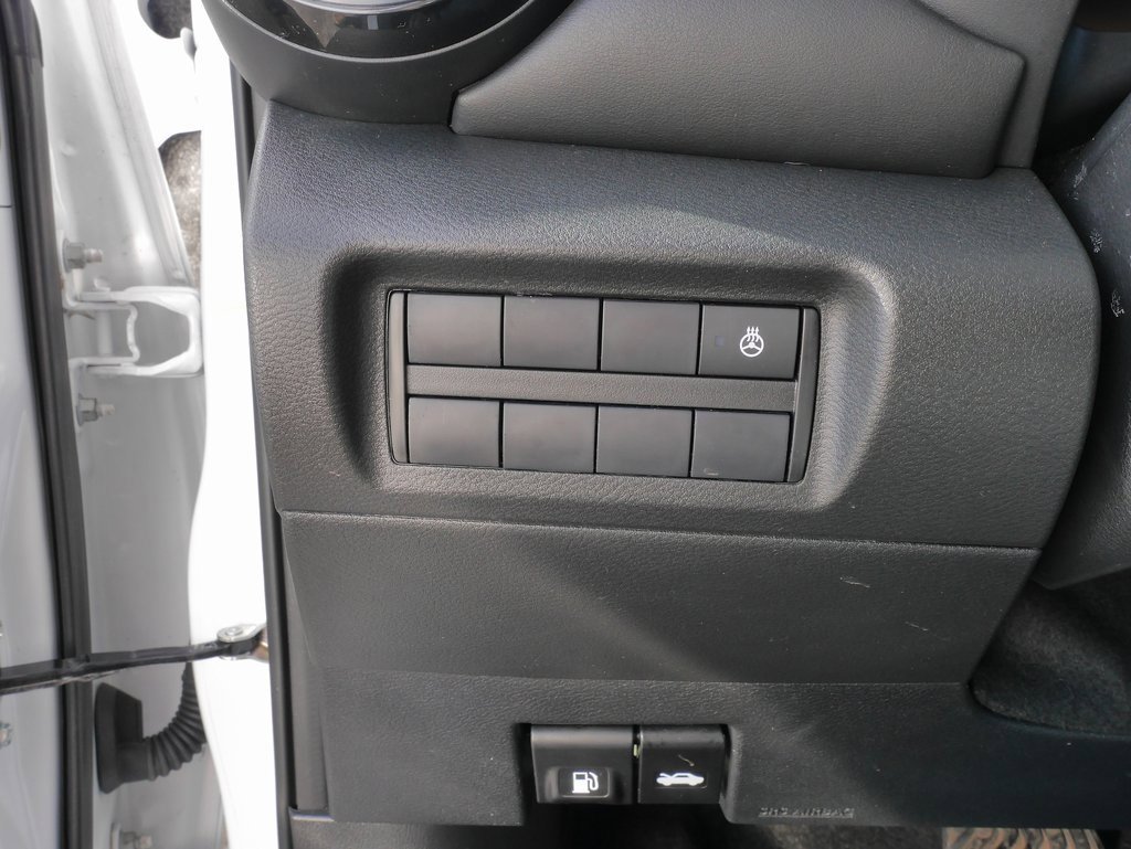 Used 2023 Nissan Kicks SR w/ SR Premium Package image 23