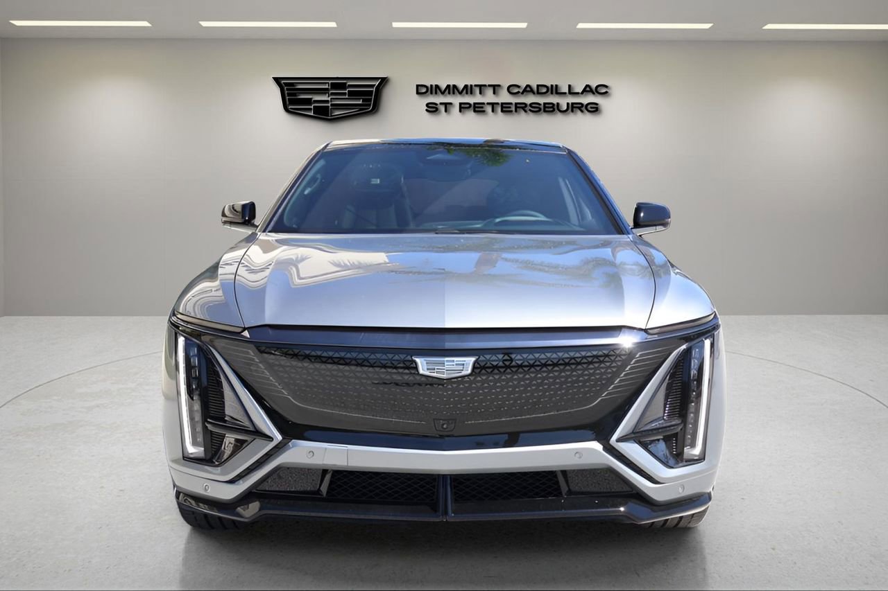 New 2026 Cadillac Lyriq V image 8
