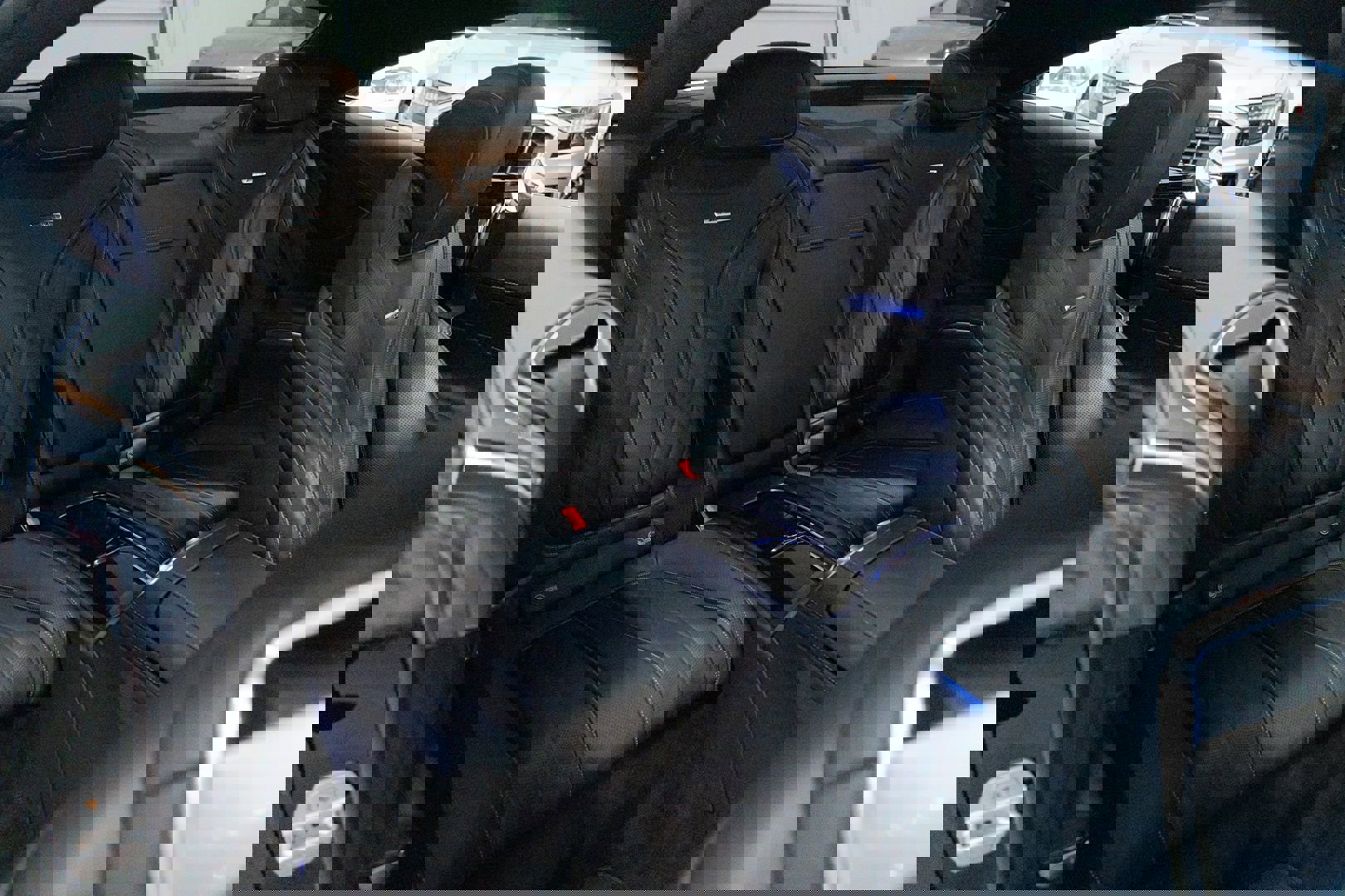 Used 2015 Mercedes-Benz S 63 AMG 4MATIC Coupe image 27