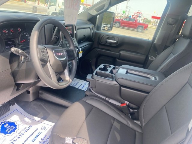 New 2025 GMC Sierra 2500 Pro image 16