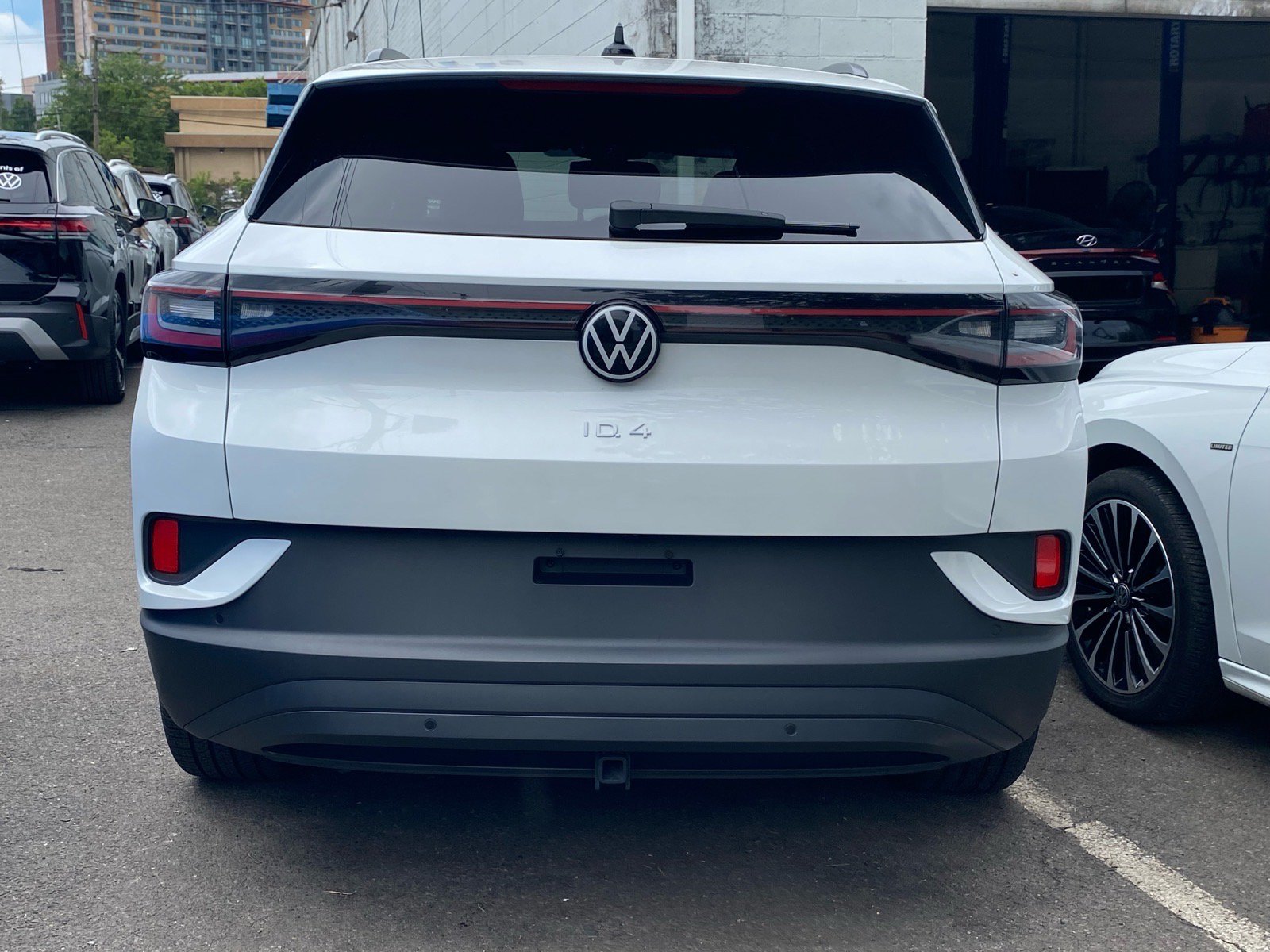Certified 2023 Volkswagen ID.4 Pro S AWD/4WD image 2