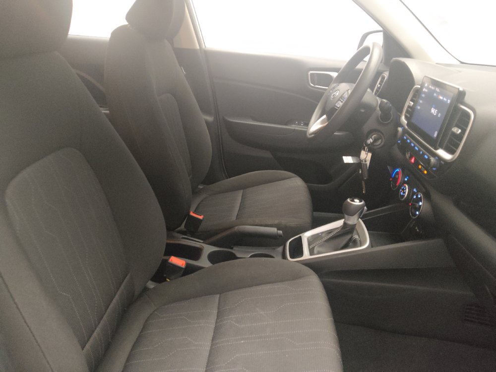 Used 2021 Hyundai Venue SE FWD image 21