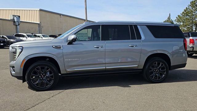 New 2026 GMC Yukon XL Denali w/ Sun & Power Step Package AWD/4WD image 5