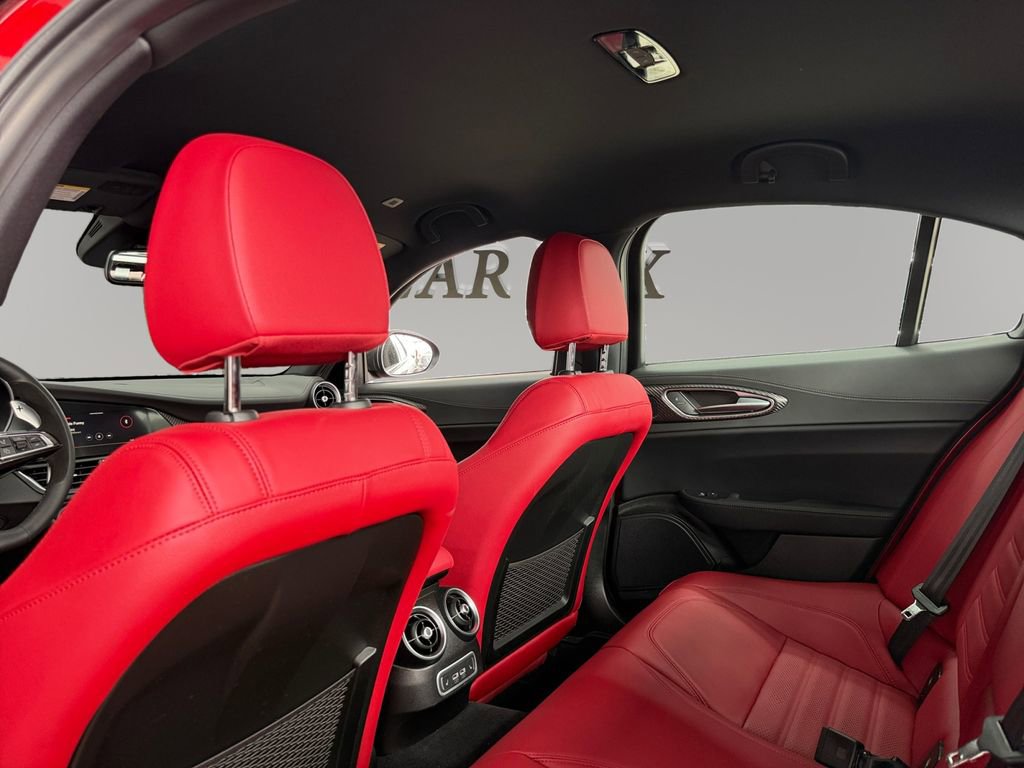 Used 2024 Alfa Romeo Giulia Quadrifoglio RWD image 27