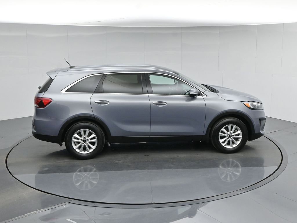 Used 2020 Kia Sorento LX image 40