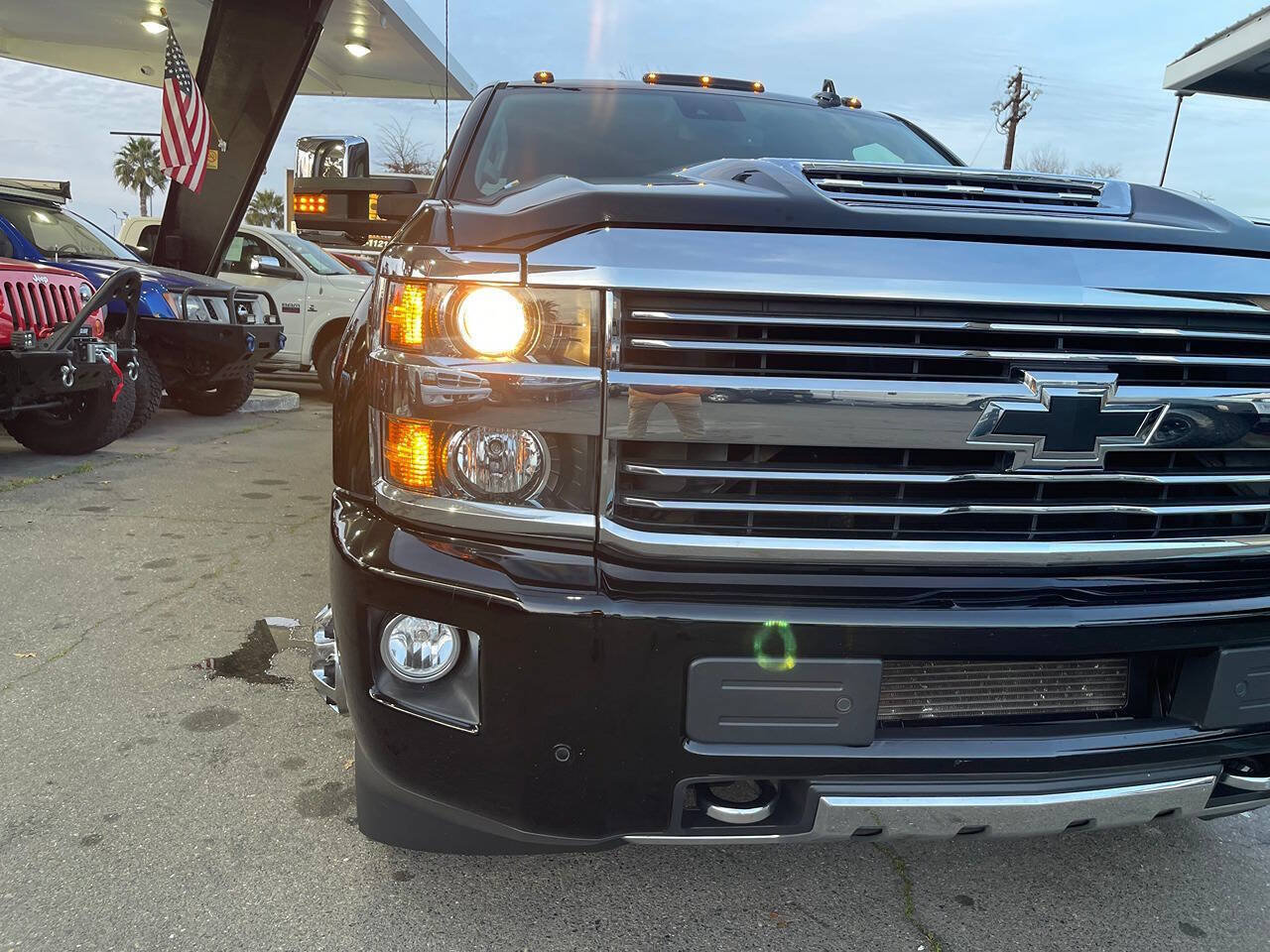 Used 2017 Chevrolet Silverado 3500 High Country w/ Duramax Plus Package AWD/4WD image 67