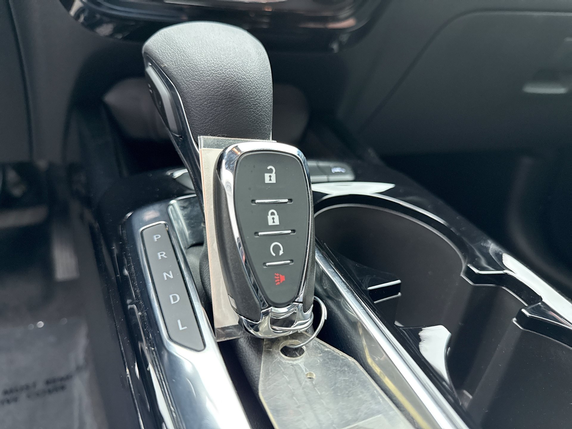 Used 2025 Chevrolet Trax LT FWD image 23