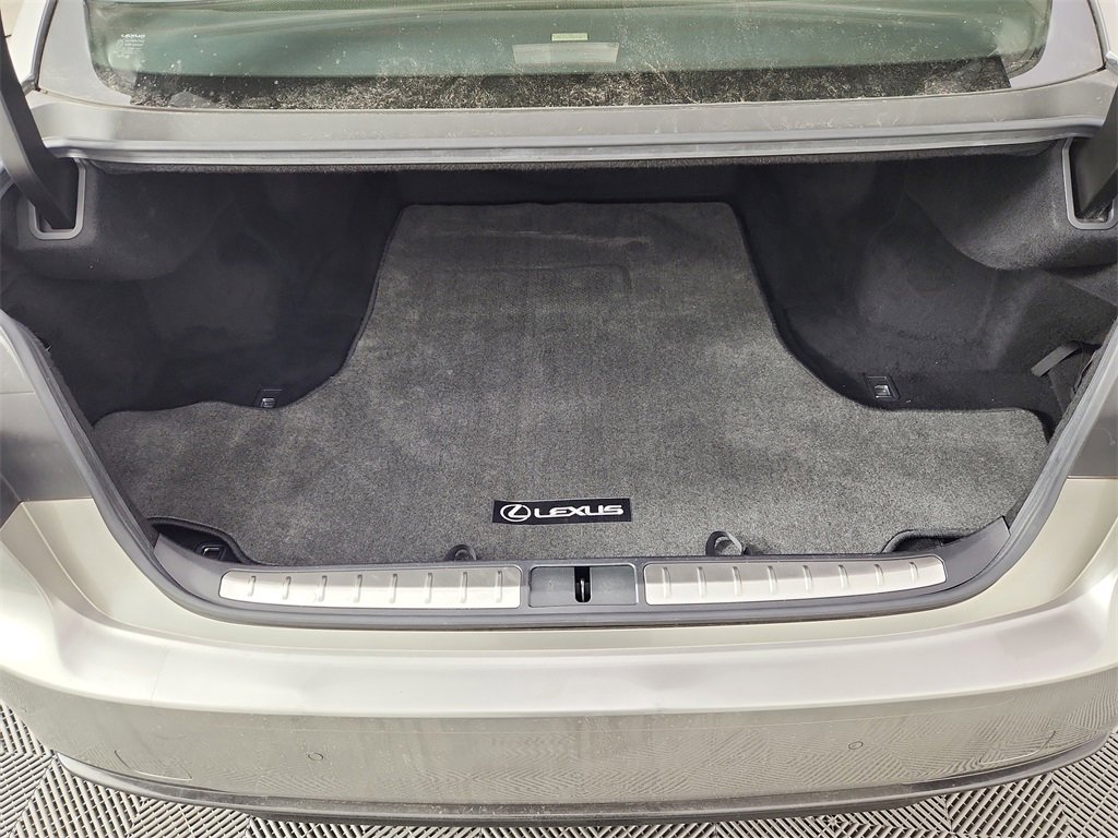 Used 2018 Lexus LS 500 F Sport image 16