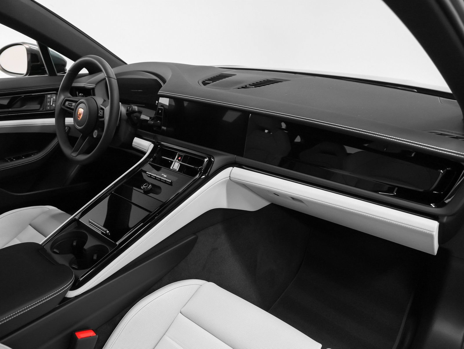 New 2026 Porsche Panamera 4 AWD/4WD image 26