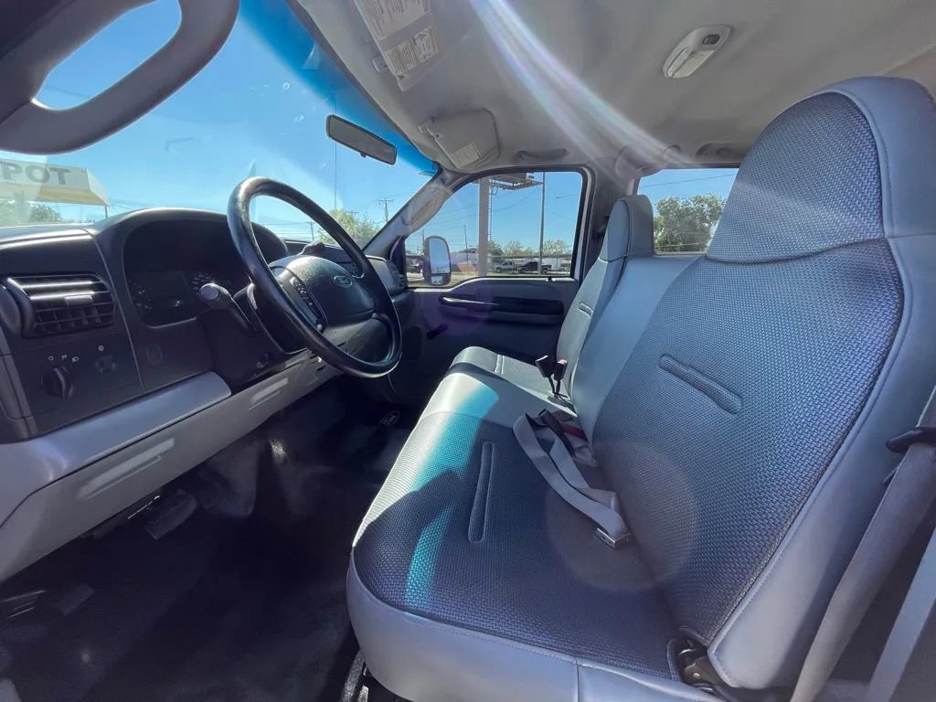 Used 2005 Ford F450 2WD Crew Cab Super Duty image 10