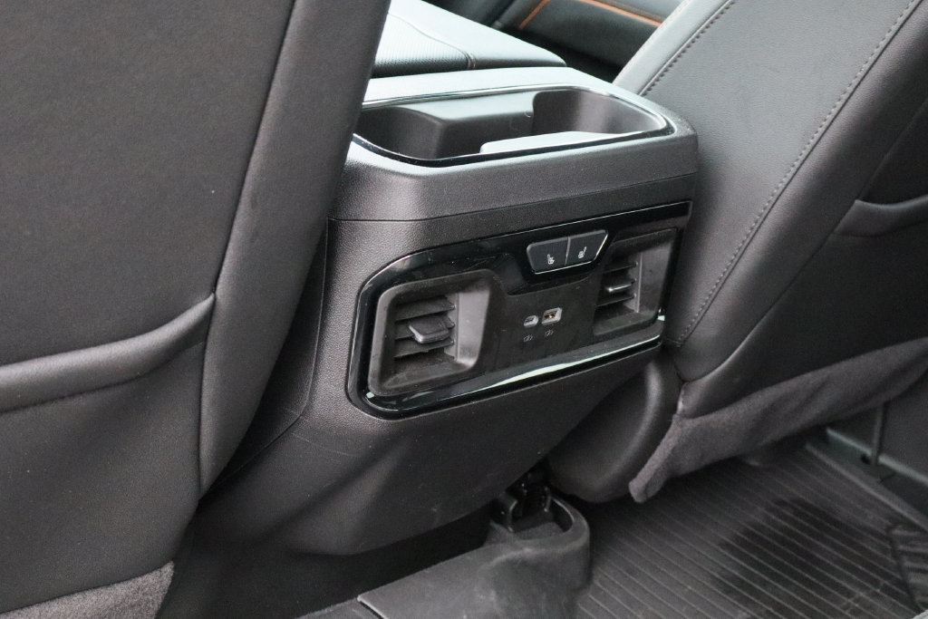 Certified 2024 GMC Sierra 1500 AT4 w/ Technology Package AWD/4WD image 26