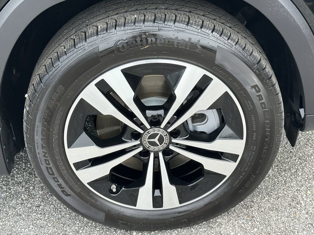 Certified 2025 Mercedes-Benz GLB 250 image 8
