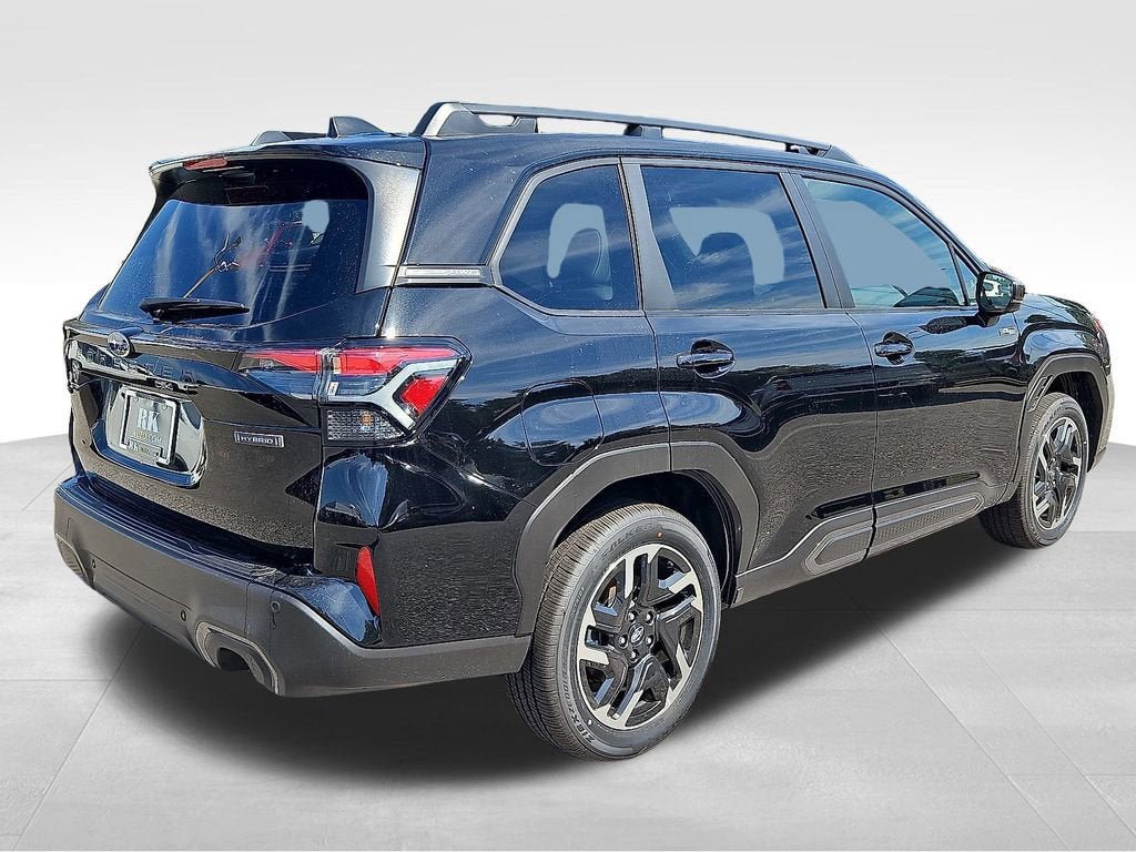 Used 2025 Subaru Forester Limited w/ Popular Package AWD/4WD image 4