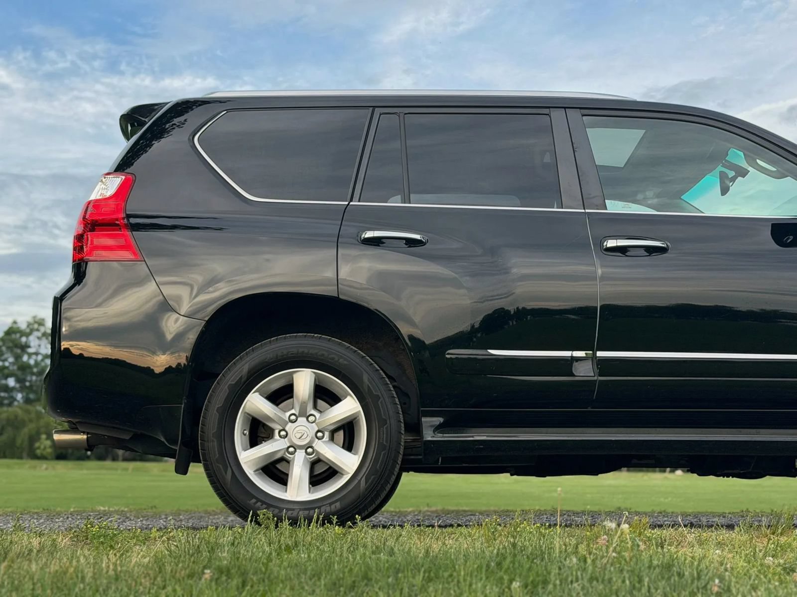 Used 2011 Lexus GX 460 Premium AWD/4WD image 31