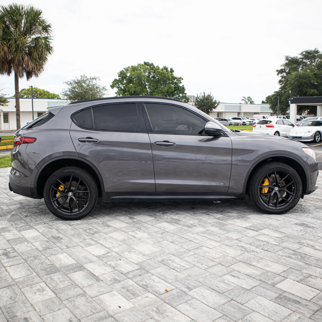 Used 2019 Alfa Romeo Stelvio w/ Nero Edizione RWD image 10