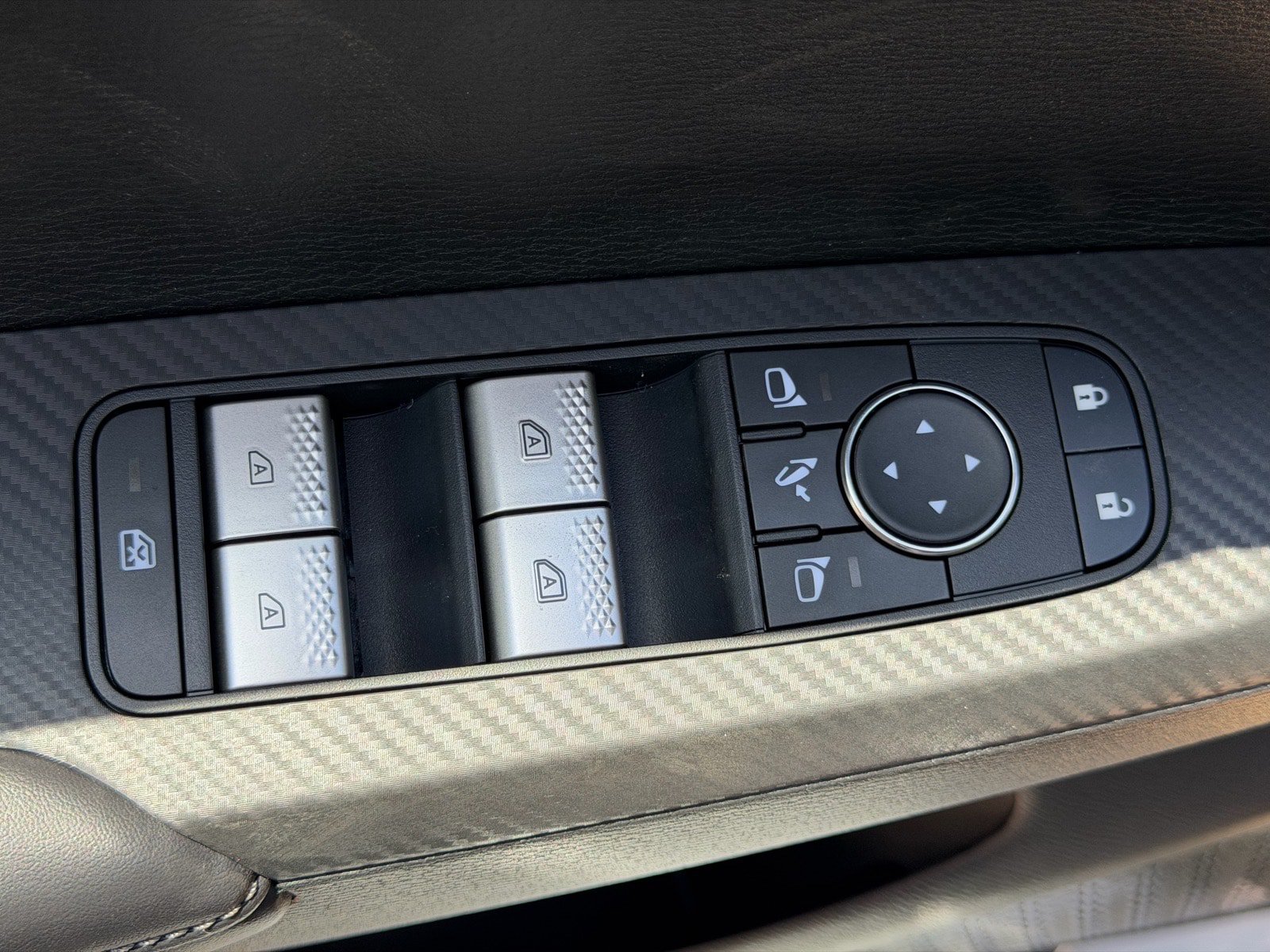 New 2026 Mitsubishi Outlander SE FWD image 22