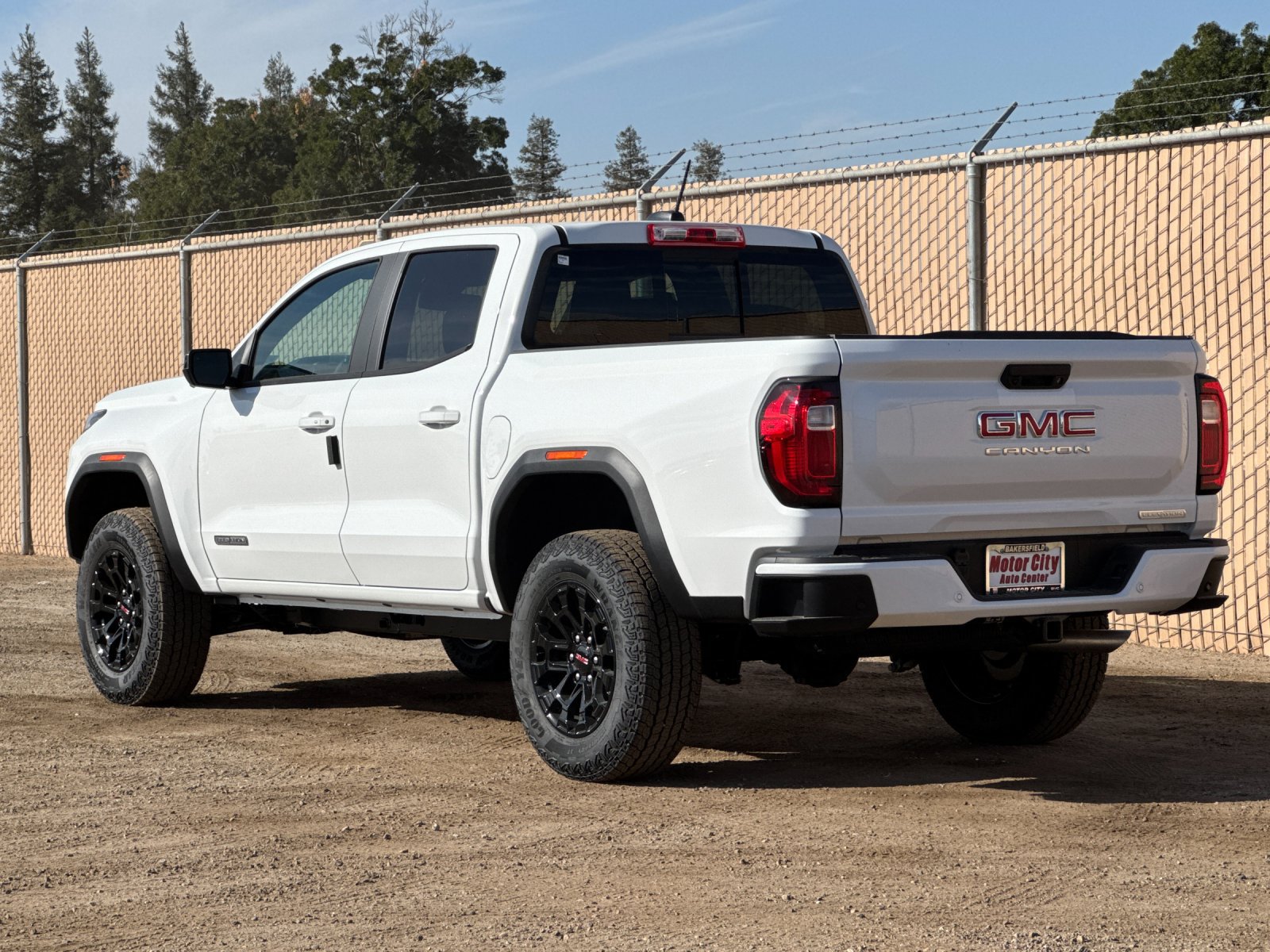 New 2026 GMC Canyon Elevation w/ Technology Package RWD image 6
