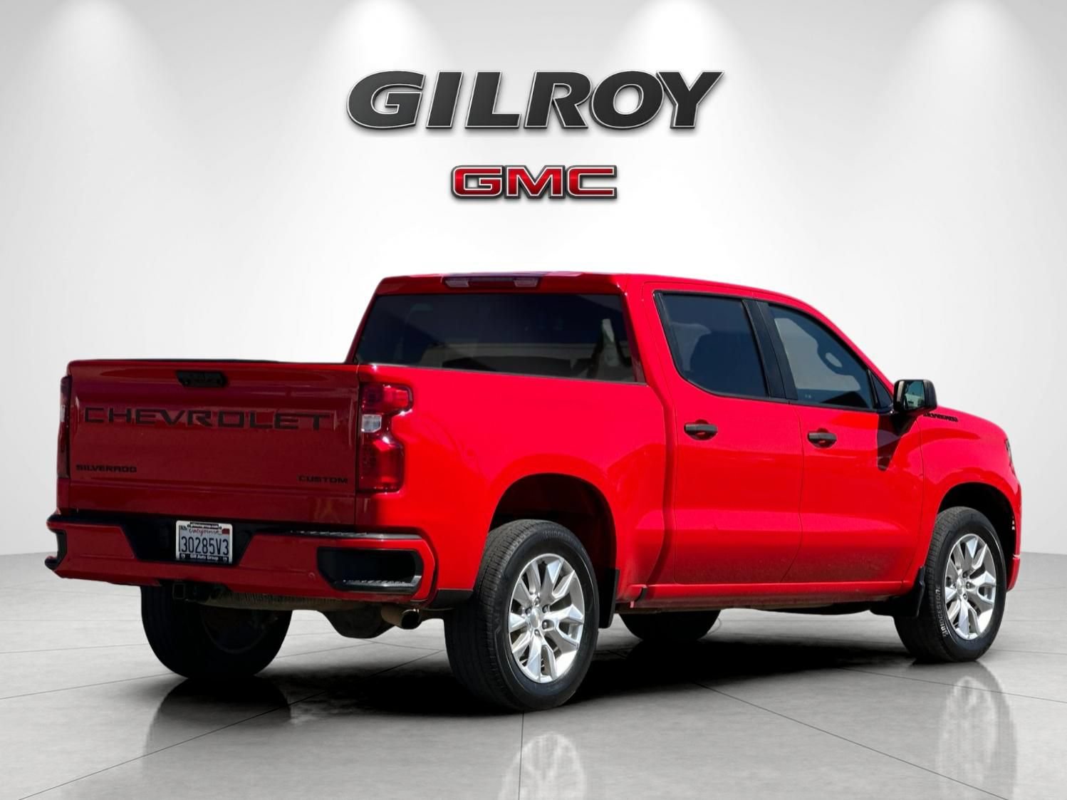 Used 2023 Chevrolet Silverado 1500 Custom w/ LPO, Dark Essentials Package RWD image 3