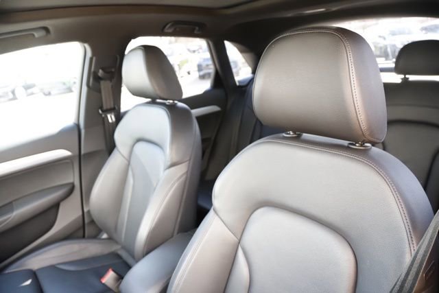 Used 2016 Audi Q3 2.0T Prestige image 16