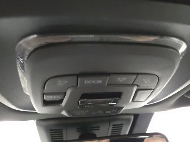 New 2026 Toyota Crown Platinum image 25