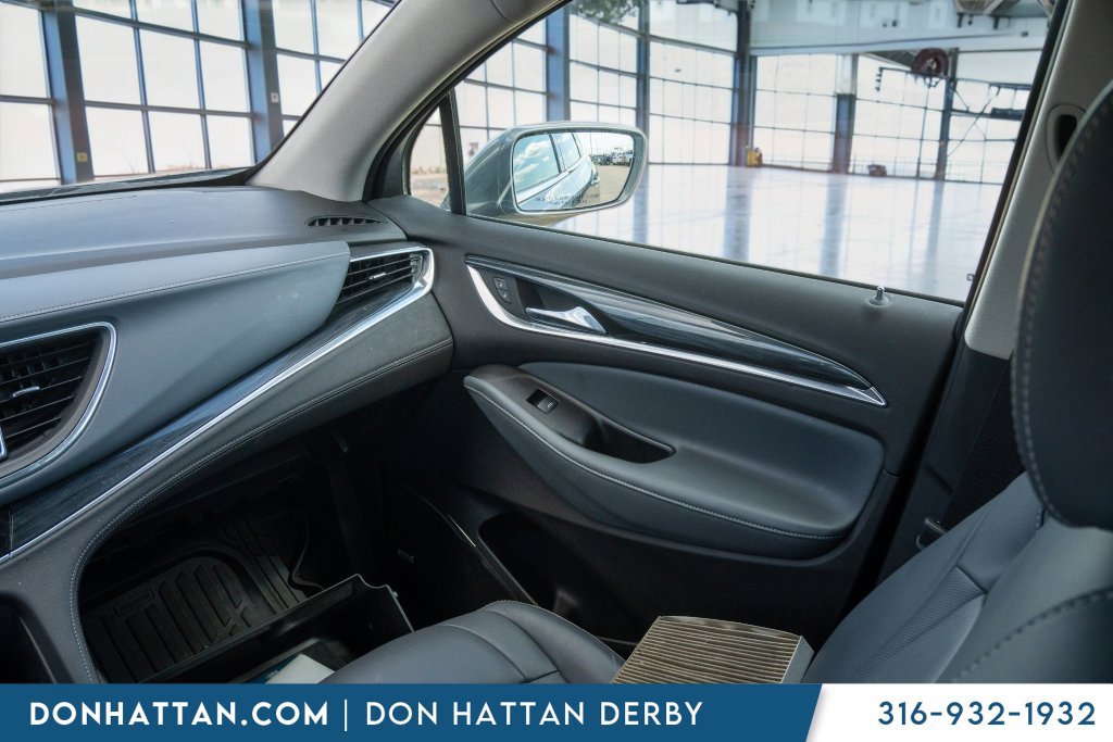 Used 2020 Buick Enclave Premium AWD/4WD image 19