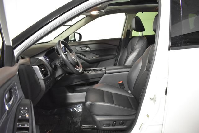 Certified 2023 Nissan Rogue SL w/ SL Premium Package AWD/4WD image 11
