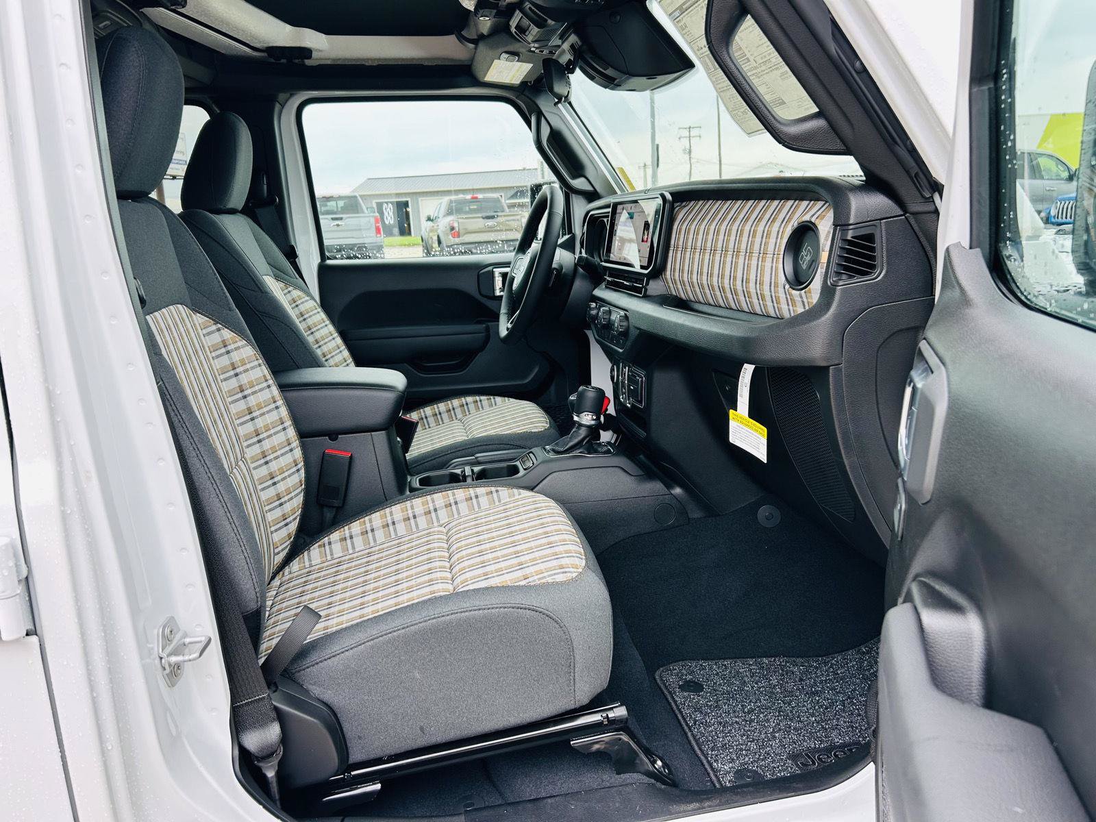 New 2026 Jeep Wrangler Unlimited Sport AWD/4WD image 30