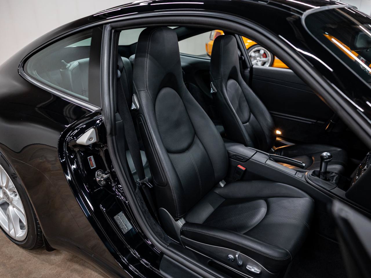 Used 2009 Porsche 911 GT3 RS image 16