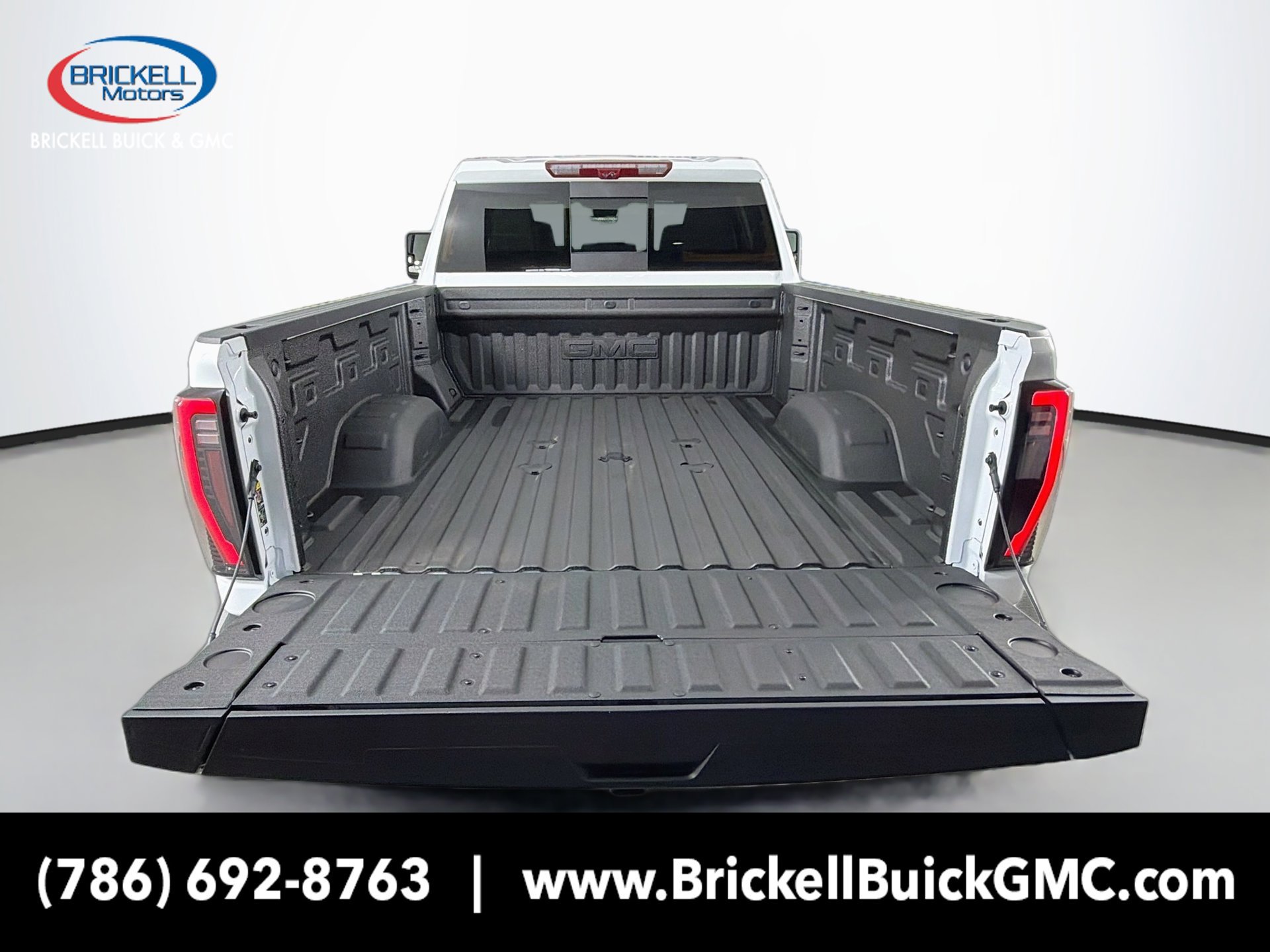 Used 2026 GMC Sierra 2500 AT4 w/ AT4 Premium Plus Package AWD/4WD image 14