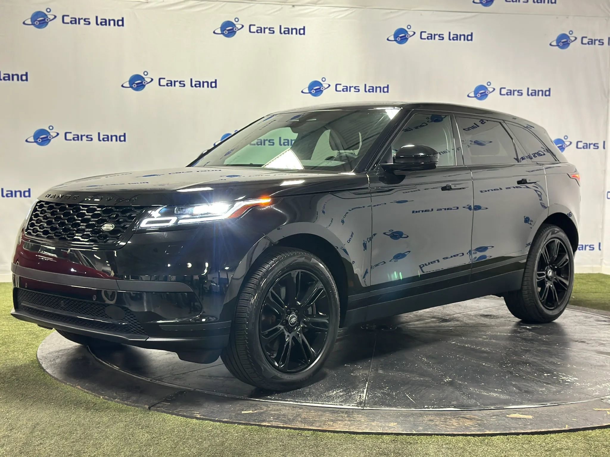 Used 2023 Land Rover Range Rover Velar S AWD/4WD image 6