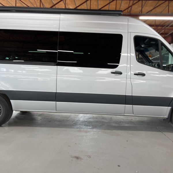 Used 2024 Mercedes-Benz Sprinter 2500 image 5