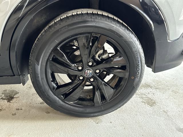 Used 2024 Buick Encore GX Sport Touring w/ Comfort Package image 32