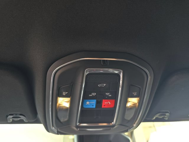 Certified 2023 Jeep Wagoneer Series III w/ Preferred Equipment Group AWD/4WD image 19