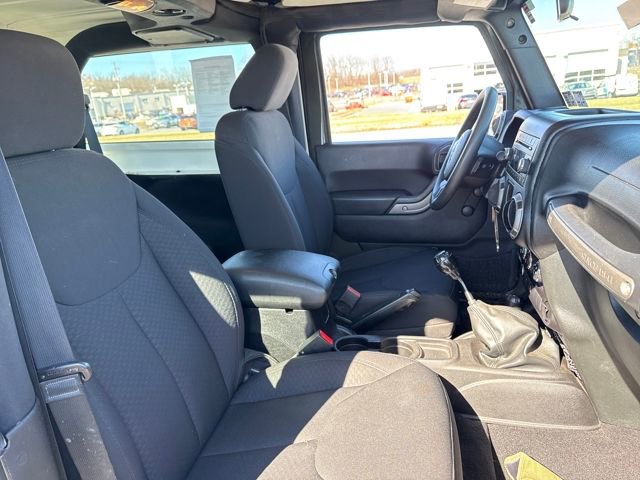 Used 2015 Jeep Wrangler Sport image 14