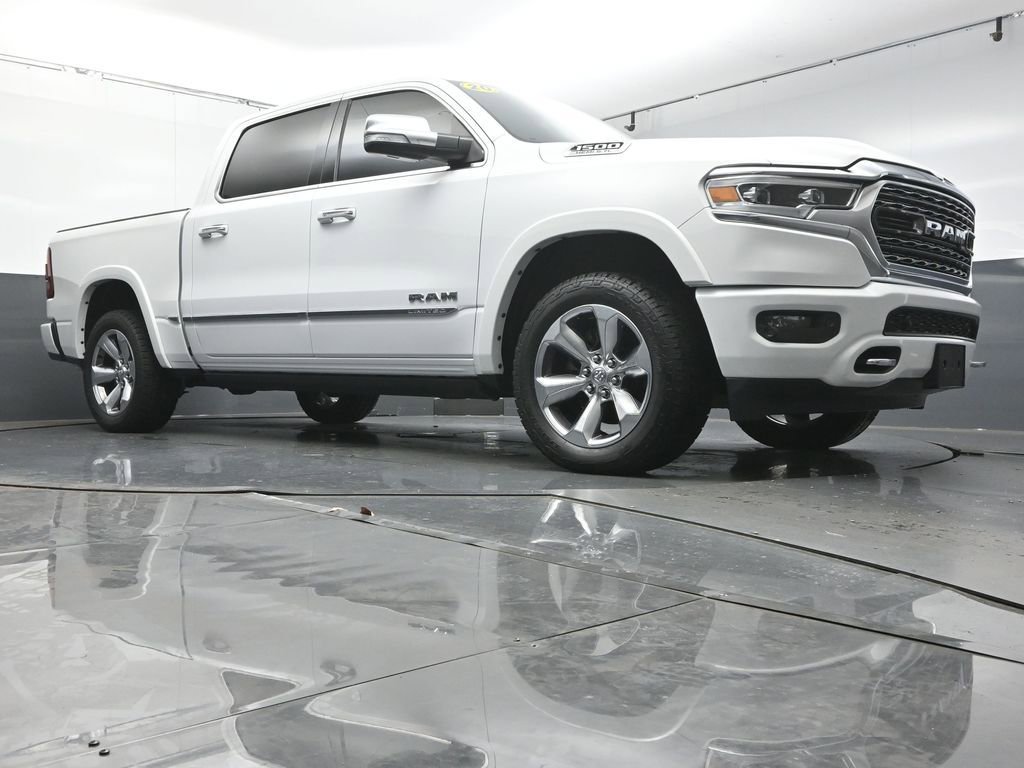 Used 2020 RAM 1500 Limited w/ Body Color Bumper Group image 38