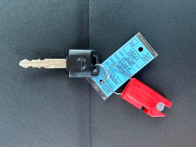 Used 2025 Nissan Versa S w/ Trunk Package image 30