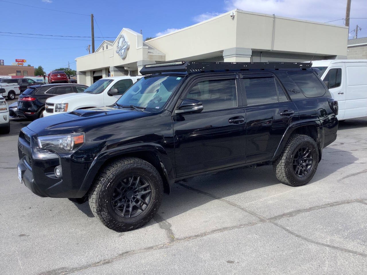 Used 2022 Toyota 4Runner TRD Off-Road Premium AWD/4WD image 1