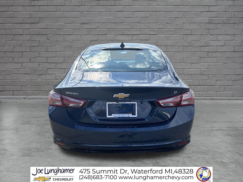 Used 2019 Chevrolet Malibu LT w/ Driver Confidence Package II FWD image 4