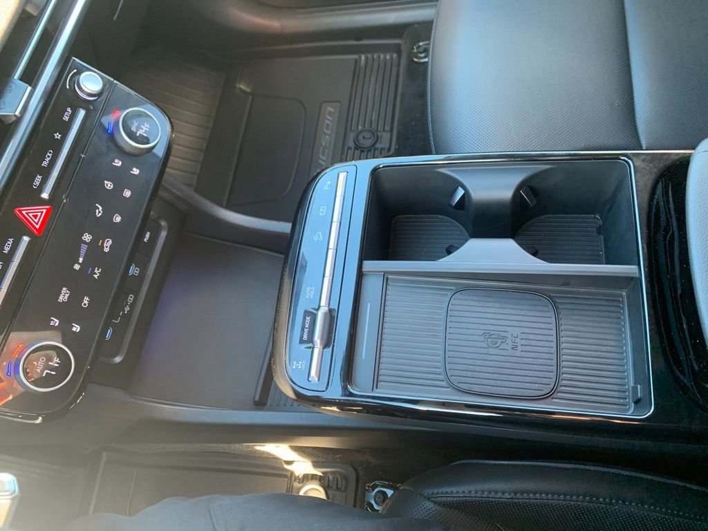 Used 2025 Hyundai Tucson Limited image 23