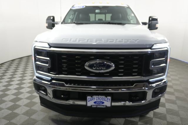 Certified 2025 Ford F350 Lariat w/ Lariat Ultimate Package AWD/4WD image 8