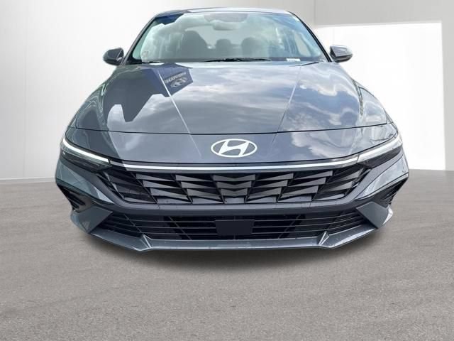 New 2026 Hyundai Elantra Limited FWD image 14
