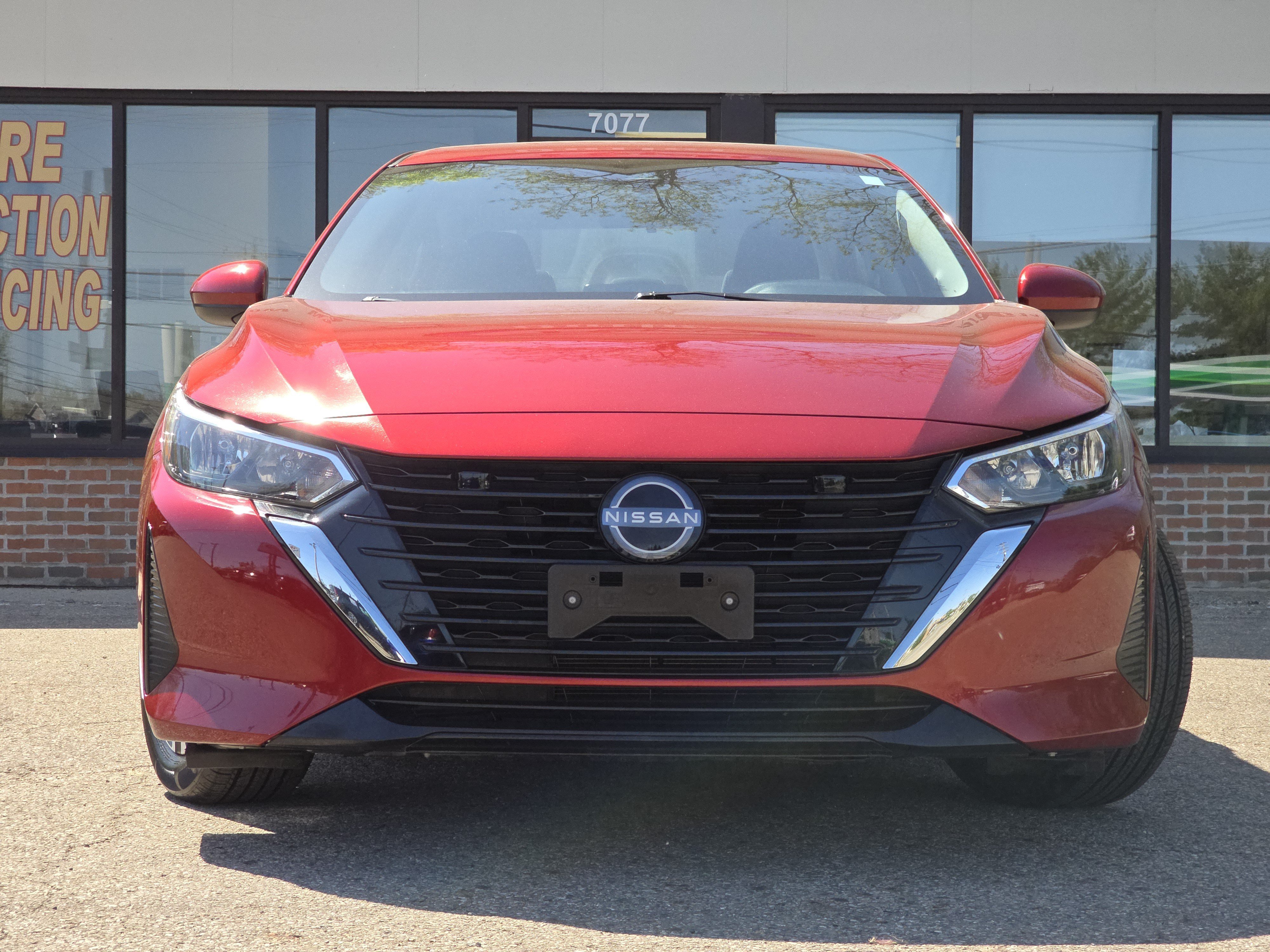 Used 2024 Nissan Sentra SV FWD image 2