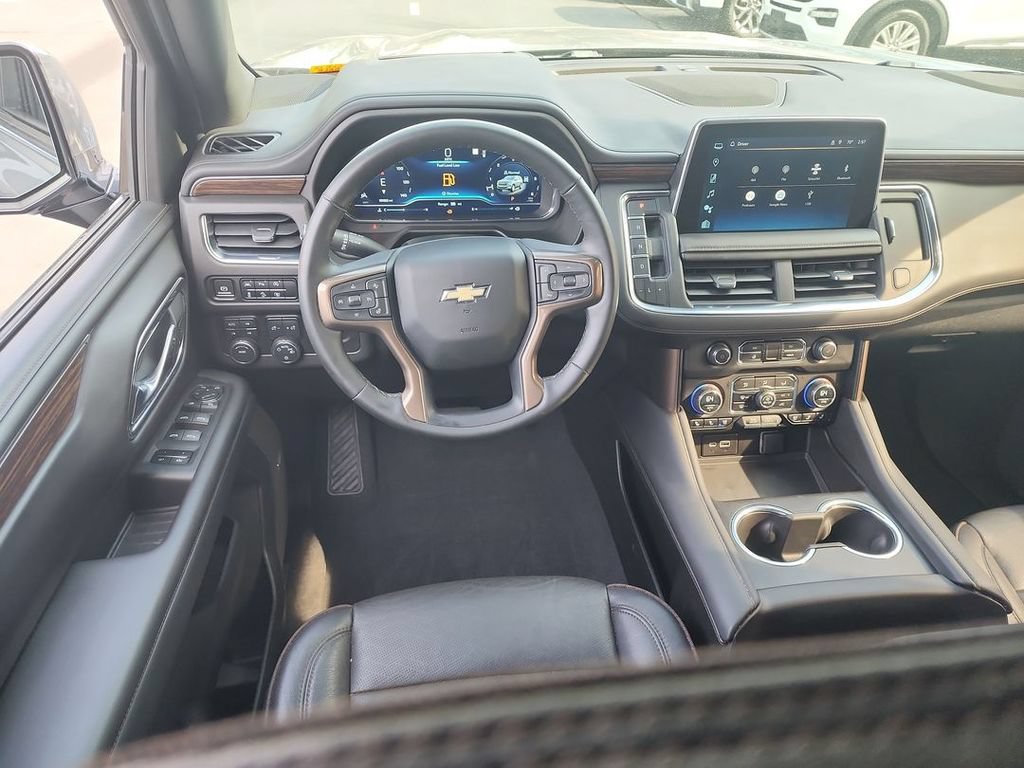 Certified 2023 Chevrolet Suburban High Country AWD/4WD image 10