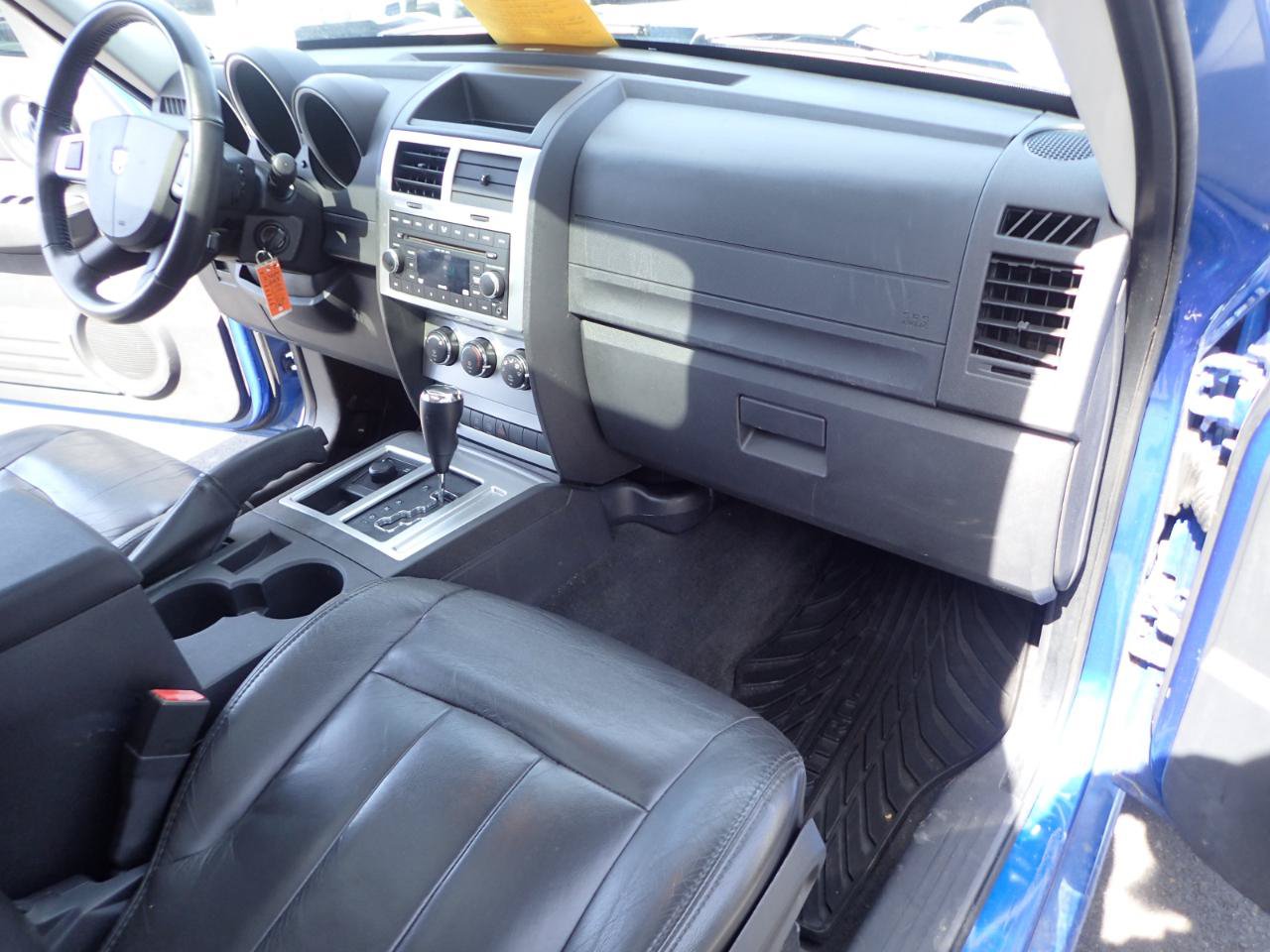 Used 2007 Dodge Nitro R/T AWD/4WD image 14