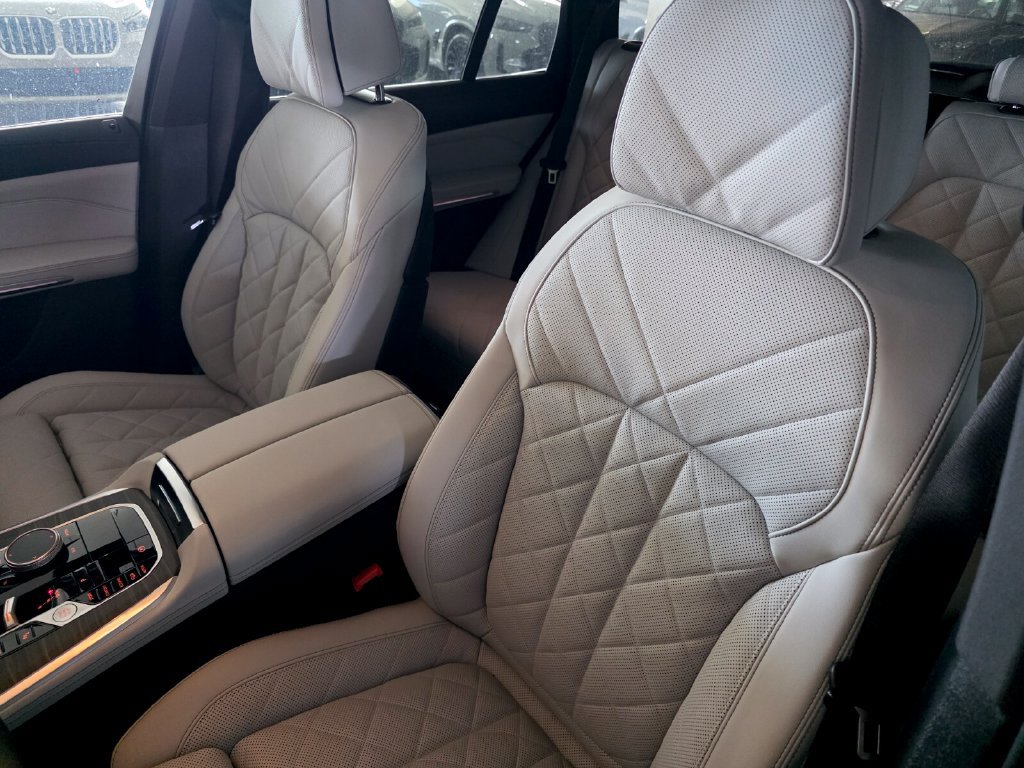 New 2026 BMW X5 xDrive40i AWD/4WD image 9