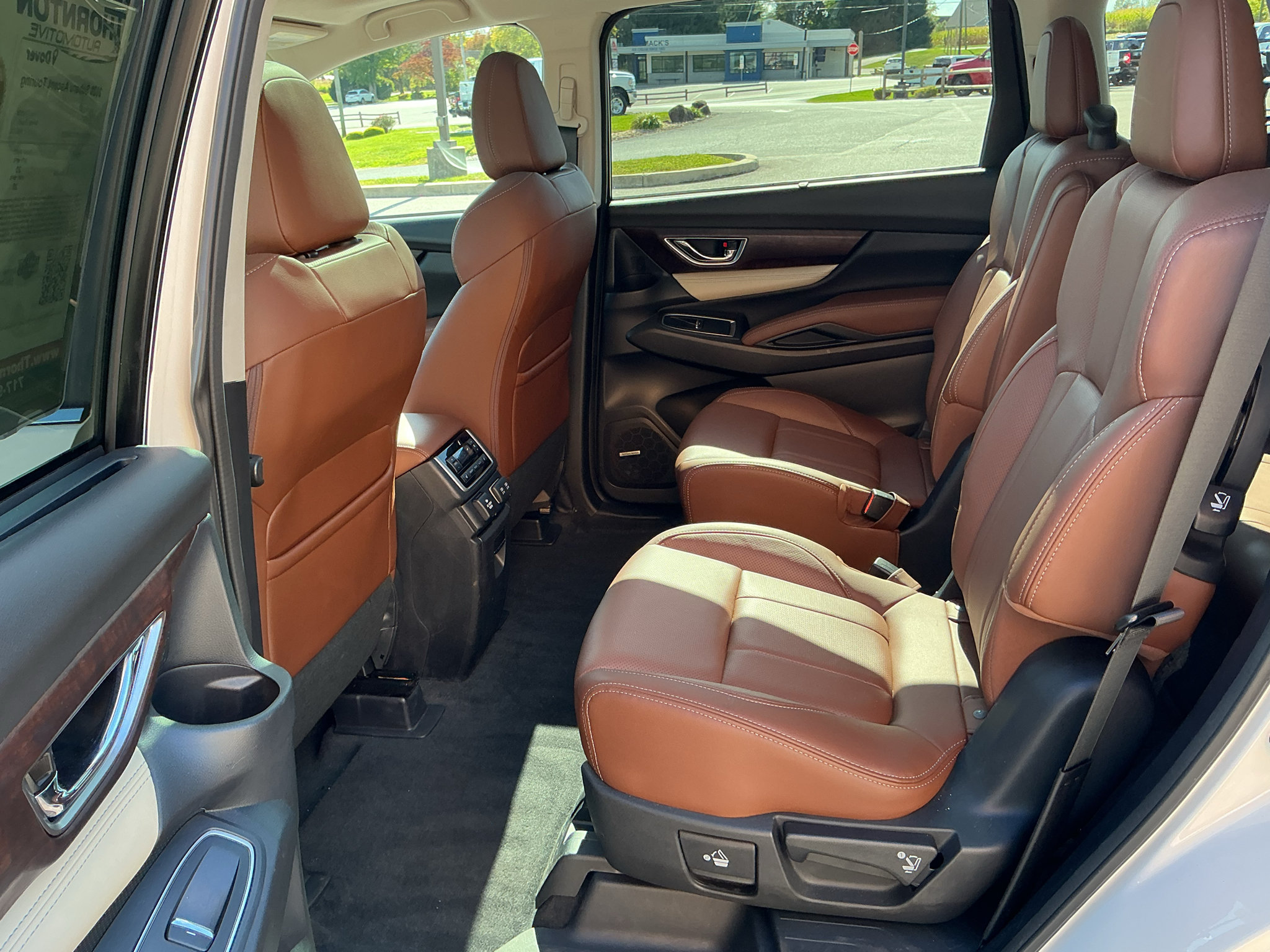 Used 2020 Subaru Ascent Touring AWD/4WD image 23