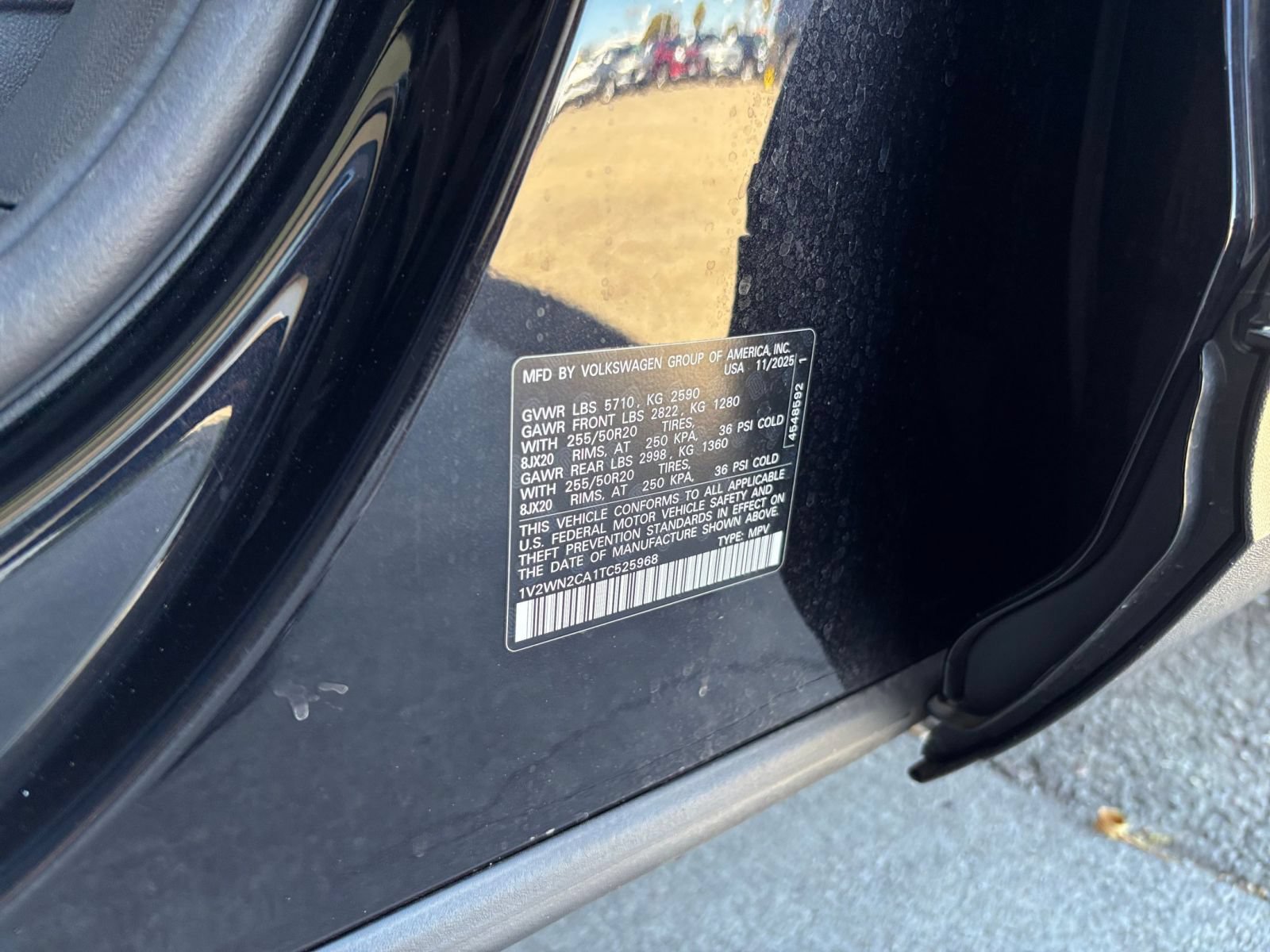 Used 2026 Volkswagen Atlas SE FWD image 32