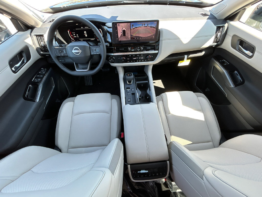 New 2026 Nissan Pathfinder SL w/ SL Premium Package FWD image 29