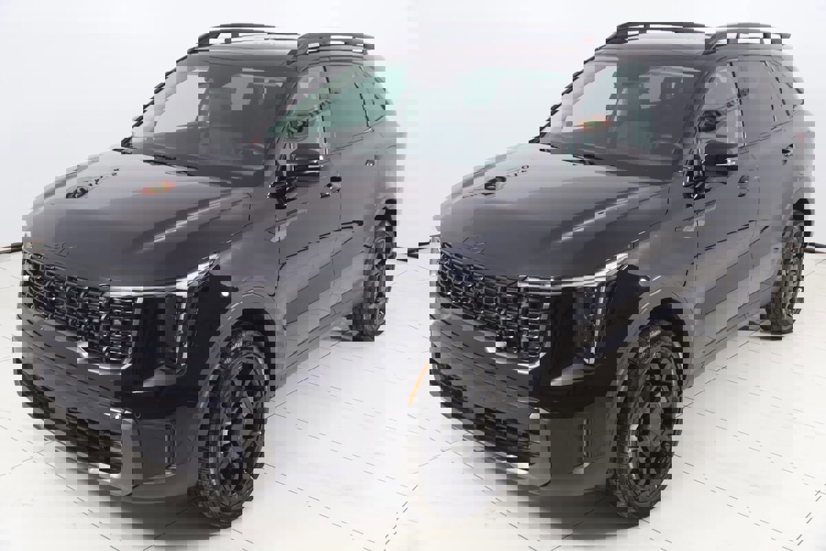 Used 2025 Kia Sorento SX image 23